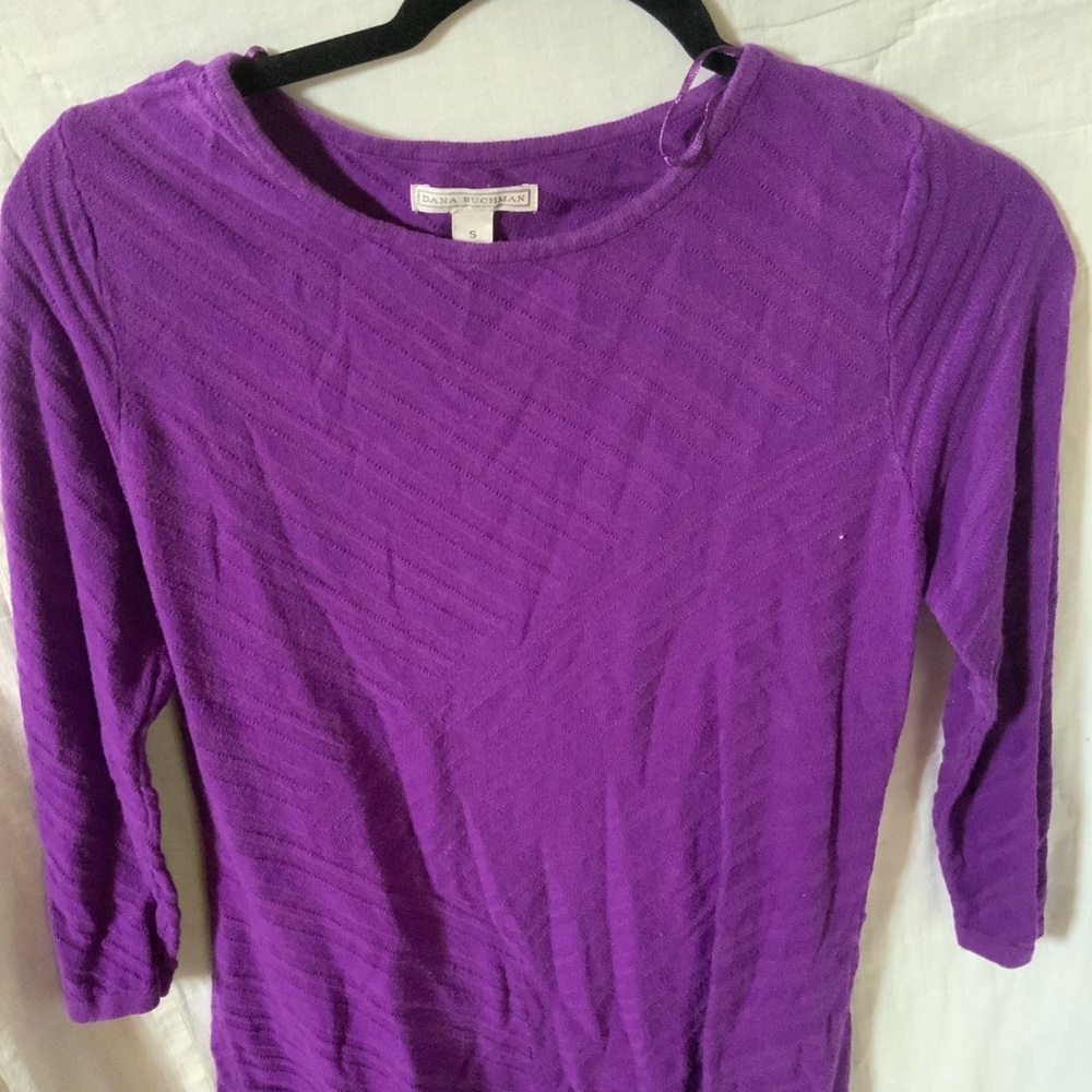 Dana Buchman Size Small Egglpant Purple Textured Lightweight Sweater